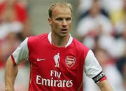 dennis bergkamp football profile